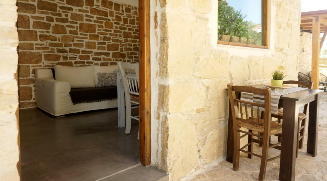 Studio Panagiota - Oasis Holiday Houses Kokkinos Pirgos Esterno foto