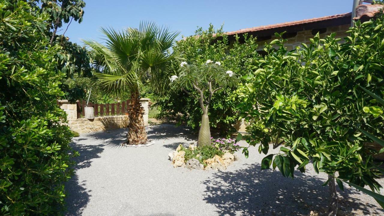Studio Panagiota - Oasis Holiday Houses Kokkinos Pirgos Esterno foto